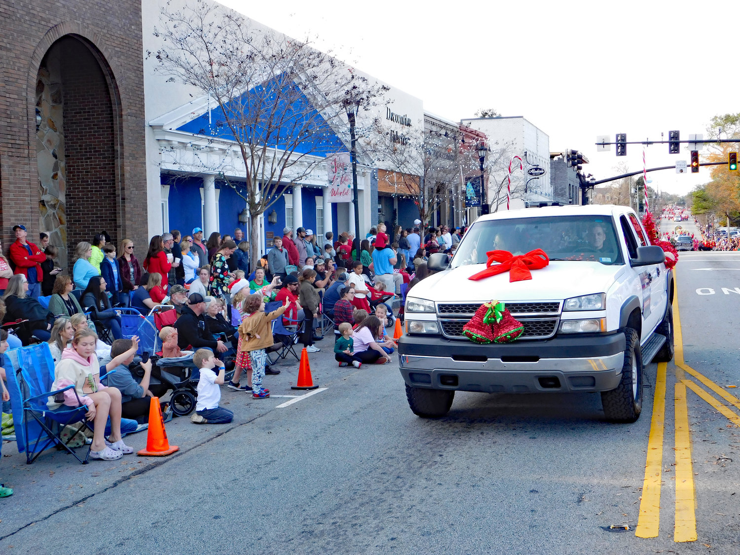 Photos Christmas Parade closes out Lexington's Snowball Festival